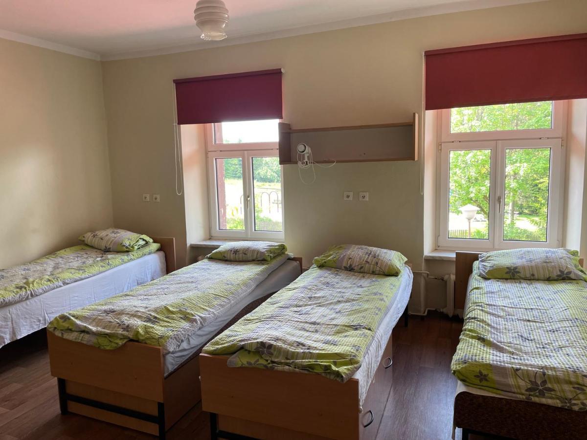 Hostel Gosciniec Szczeliniec Karlow Zewnętrze zdjęcie